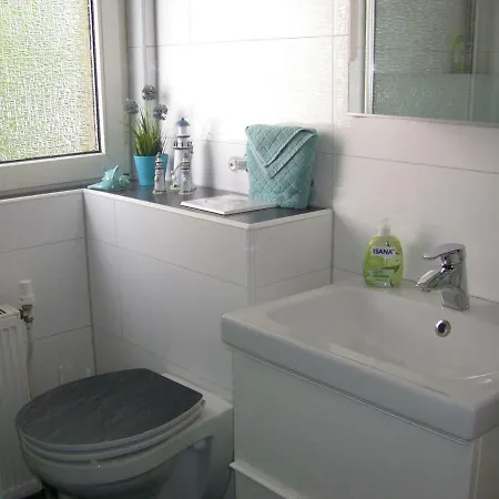 Apartament Uni *